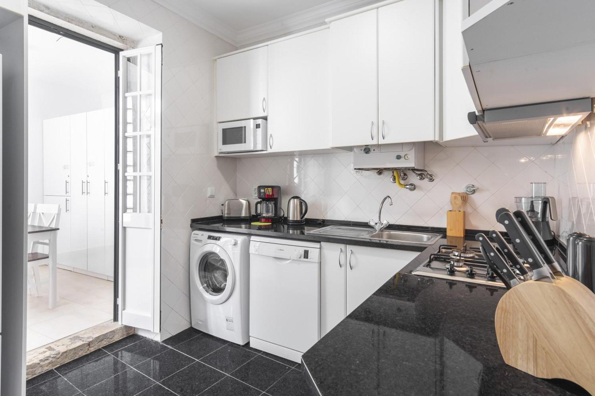 Lv Premier Bica River View Apartment