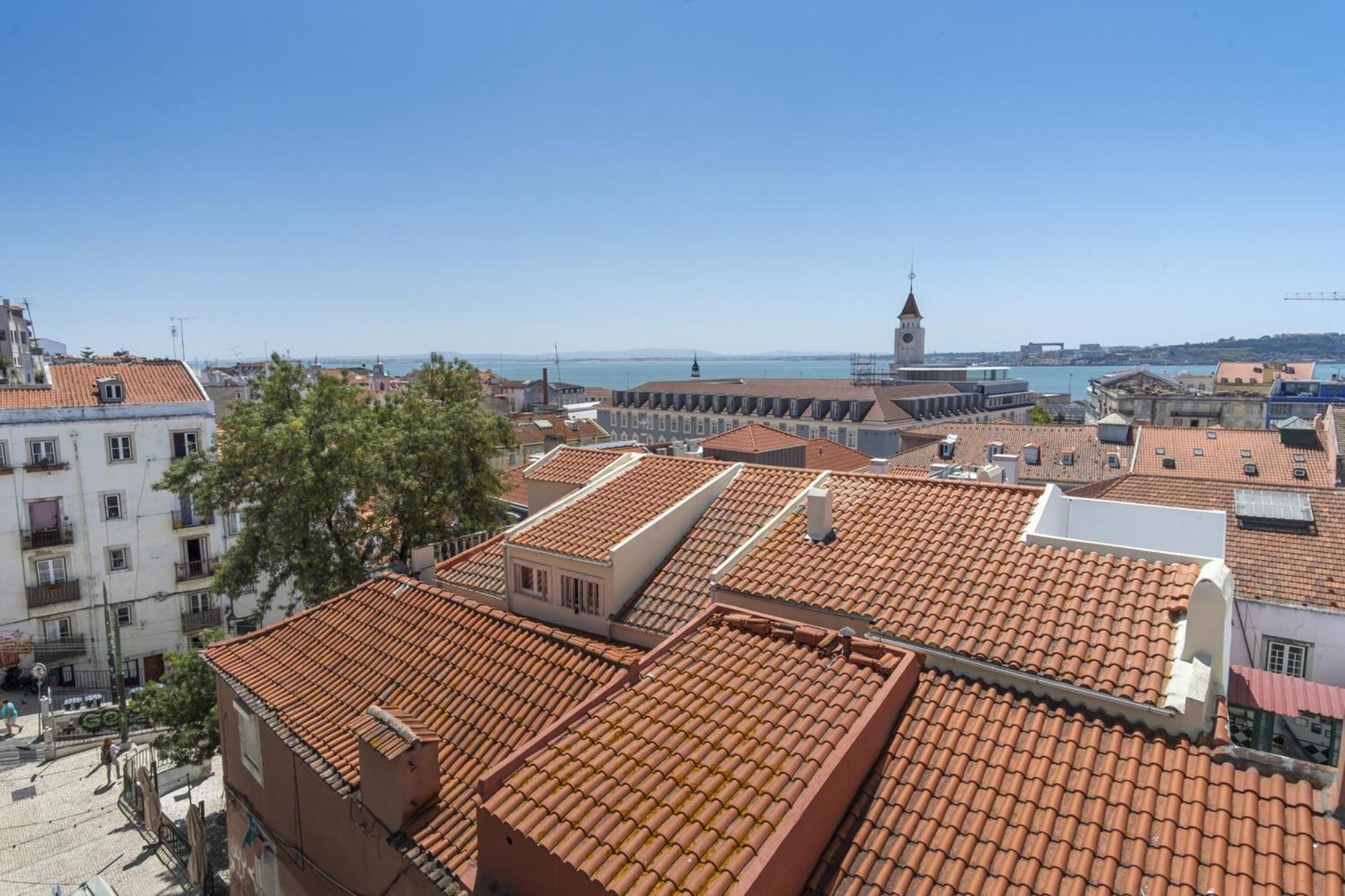 Lv Premier Bica River View Apartment *